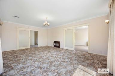 House For Sale - VIC - Stawell - 3380 - First Time Offered for Sale – Spacious Family Home on 980m² (Image 2)