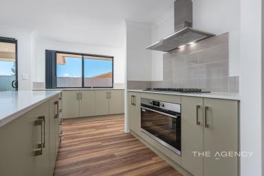 House For Sale - WA - Webberton - 6530 - Brand New, Turnkey & Ready for Christmas!  (Image 2)