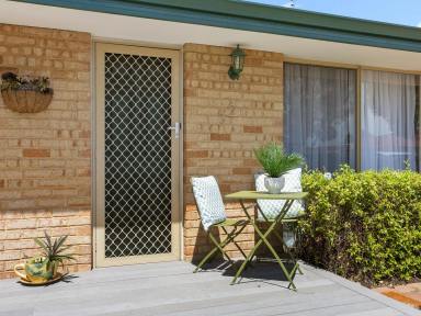 House For Sale - WA - Port Kennedy - 6172 - Space to Live, Room to Grow – Your Port Kennedy Opportunity! (Image 2)