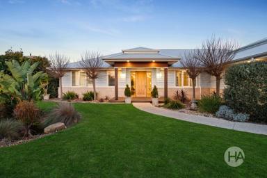 House For Sale - VIC - Mornington - 3931 - Where Leisure Meets Luxury  (Image 2)