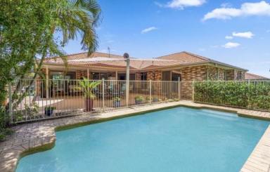 House For Lease - QLD - Parkwood - 4214 - Fully furnished room for rent  (Image 2)