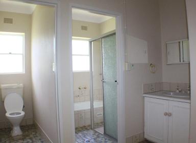 Unit For Lease - NSW - Bundanoon - 2578 - 2 Bedroom Strata unit (Image 2)