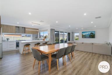 House For Sale - NSW - Thurgoona - 2640 - MODERN FAMILY LIVING (Image 2)