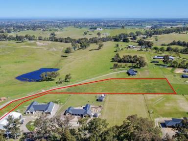 Farmlet For Sale - VIC - Ellaswood - 3875 - YOUR DREAM LIFESTYLE STARTS HERE – WY YUNG  (Image 2)
