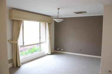 Villa For Lease - WA - Attadale - 6156 - Quiet 2x1 Villa in a Great Location (Image 2)