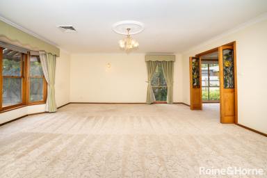 House For Lease - NSW - Wagga Wagga - 2650 - CENTRAL LIVING  (Image 2)