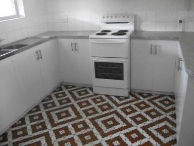 House Leased - VIC - Bairnsdale - 3875 - Unit 2/75 Anderson Street  (Image 2)
