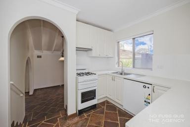 House For Sale - WA - Greenwood - 6024 - Corner, Space, Fantastic Place!  (Image 2)