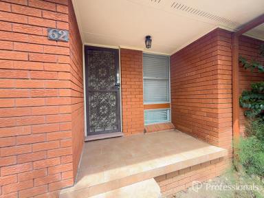 House For Lease - NSW - West Tamworth - 2340 - 3 Bedroom House - West Tamworth  (Image 2)
