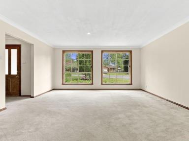 House For Sale - NSW - Bundanoon - 2578 - Solidly Built, Proudly Local. (Image 2)