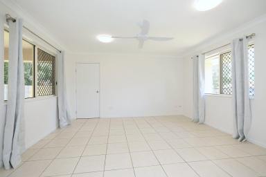 House For Lease - QLD - Bentley Park - 4869 - Spacious 4-Bedroom Fully Air-Conditioned Home with Fenced Yard & Side Access  (Image 2)