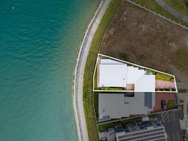 House For Sale - TAS - West Ulverstone - 7315 - Front row to the Leven River - Waterfront Living at it's Finest! (Image 2)