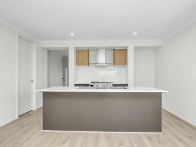 House For Sale - VIC - East Bairnsdale - 3875 - INVEST? OR ENJOY A BRAND NEW HOME!  (Image 2)