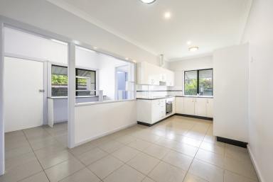 House For Sale - NSW - Grafton - 2460 - NEAT, TIDY & READY TO GO - WALK TO THE HOSPITAL (Image 2)