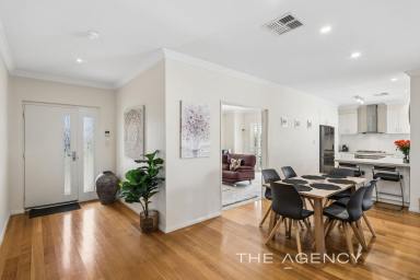 House For Sale - WA - Hillarys - 6025 - Good Looks and Great Flow! (Image 2)