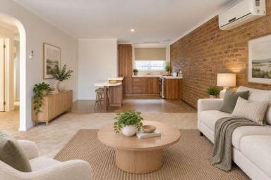 Unit For Lease - VIC - Lilydale - 3140 - Two bedroom unit with single lock-up garage  (Image 2)