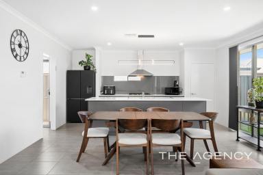 House For Sale - WA - Treeby - 6164 - Enjoy The Treeby Lifestyle (Image 2)