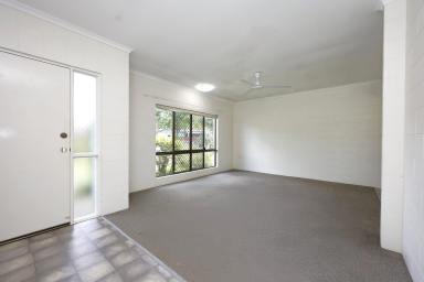 House For Lease - QLD - Bentley Park - 4869 - Fully Airconditioned Home - Outdoor Living - Solar (Image 2)