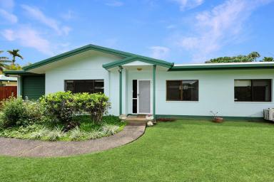 House For Lease - QLD - Bentley Park - 4869 - Fully Airconditioned Home - Outdoor Living - Solar (Image 2)