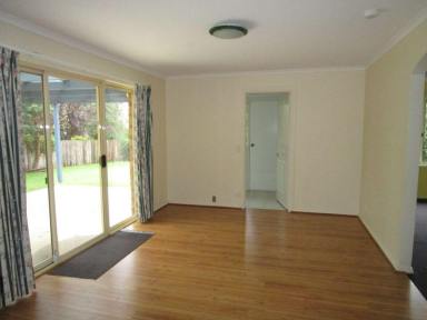 House Leased - VIC - Eastwood - 3875 - 3 BEDROOM FAMILY HOME IN QUIET COURT  (Image 2)