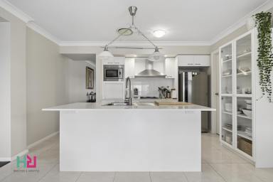 House For Sale - NSW - Wallerawang - 2845 - Elevated Family Living with Stunning District Views  (Image 2)