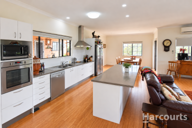 House For Sale - QLD - Doolbi - 4660 - YOUR OWN PRIVATE ESCAPE - ACREAGE, WIDE VERANDAHS & ROOM FOR THE FAMILY  (Image 2)