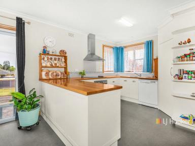 House For Sale - TAS - West Ulverstone - 7315 - Richardson Street Is Ready For You  (Image 2)