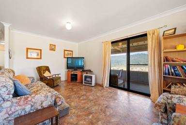 Lifestyle For Sale - NSW - Crookwell - 2583 - Your Rural Lifestyle Starts Here  (Image 2)