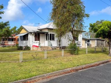 House For Sale - QLD - West Mackay - 4740 - Buy One or Secure Both - Flexible Nebo Road Opportunity!  (Image 2)