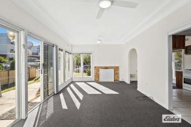House For Lease - NSW - Wollongong - 2500 - Sensation CBD, Beach & Golf Course Location  (Image 2)