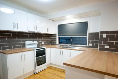 House For Lease - NSW - Farmborough Heights - 2526 - POPULAR LOCATION (Image 2)