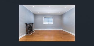 House For Lease - NSW - Lithgow - 2790 - Spacious home in the heart of Lithgow  (Image 2)