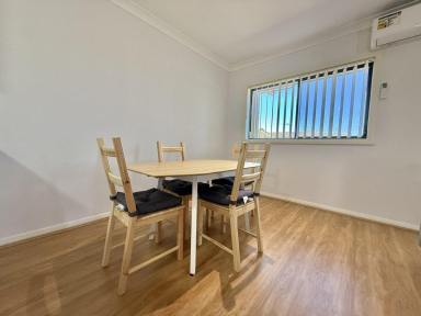 Apartment For Lease - NSW - Young - 2594 - 2 BEDROOM UNIT IN QUIET COMPLEX  (Image 2)