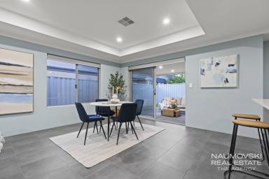 House For Sale - WA - Piara Waters - 6112 - MODERN FAMILY LIVING AWAITS!  (Image 2)