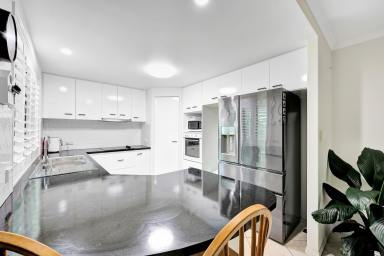 House For Sale - QLD - Kalkie - 4670 - Family Home, Shed on a Big Block! (Image 2)