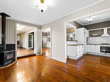 House For Lease - QLD - Mount Lofty - 4350 - Timeless Character Meets Modern Comfort (Image 2)