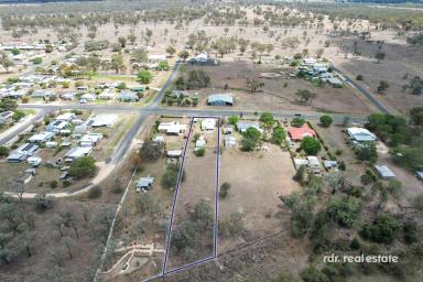 House For Sale - NSW - Ashford - 2361 - CHARMING COTTAGE ON 2680sqm  (Image 2)
