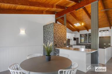 House For Sale - QLD - Cooloola Cove - 4580 - RUSTIC CHARM MEETS THE ULTIMATE BACKYARD LIFESTYLE (Image 2)