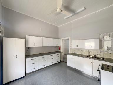 House For Sale - NSW - Kyogle - 2474 - PERFECTLY POSITIONED (Image 2)
