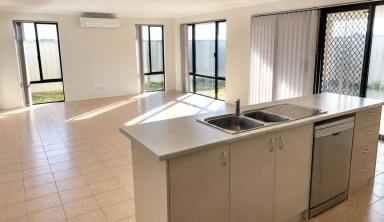 House For Sale - WA - Secret Harbour - 6173 - Spacious Family Living in a Peaceful Coastal Setting (Image 2)