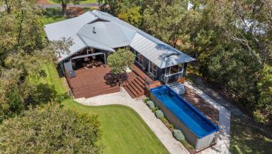 House For Sale - WA - Margaret River - 6285 - Forest Feel, Town Convenience  (Image 2)