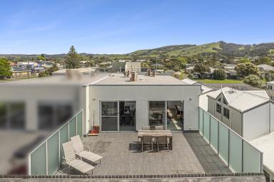 Unit For Sale - VIC - Apollo Bay - 3233 - Dual Occupancy Investment Opportunity  (Image 2)
