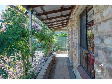 House For Lease - SA - Birdwood - 5234 - Country Cottage Charm (Image 2)