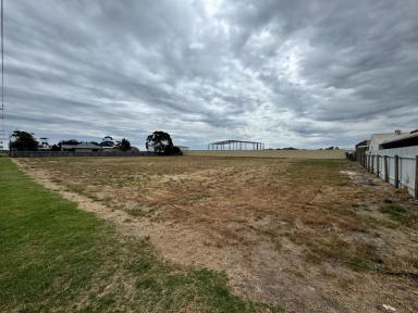 Residential Block For Sale - SA - Naracoorte - 5271 - 3 Titles - 1 Price - Total Land Size 4,080m2  (Image 2)
