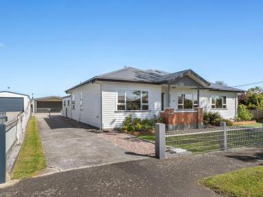 House For Sale - TAS - Ulverstone - 7315 - Space, Style & Lifestyle - Just Steps from the Heart of Town!  (Image 2)