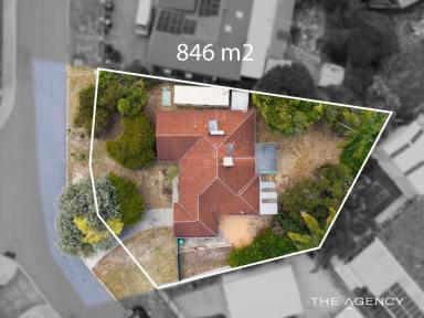 House For Sale - WA - South Lake - 6164 - ROLL YOUR SLEEVES UP  (Image 2)