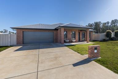 House For Sale - NSW - Coolamon - 2701 - Modern Home With Room To Grow  (Image 2)