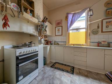 House For Sale - VIC - Kerang - 3579 - Charm with Potential  (Image 2)