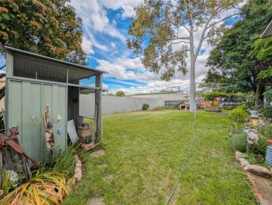 House For Sale - VIC - Kerang - 3579 - Charm with Potential  (Image 2)
