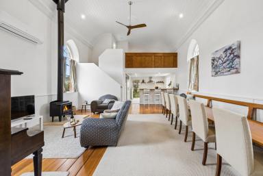 House Auction - NSW - Adelong - 2729 - A Rare Gem (Image 2)